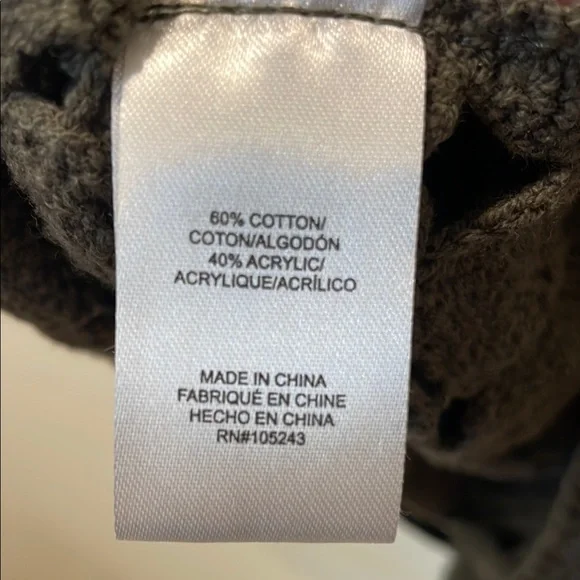 Bobeau Crochet Green Tank Top - Picture 4 of 4